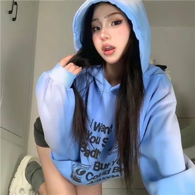 雨中的女人